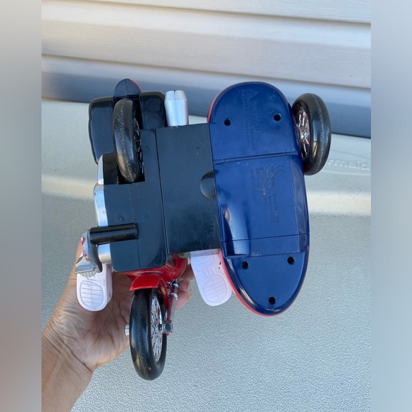 Freedom Rider M&M Red White & Blue Motorcycle Candy Dispenser. - Picture 5 of 10